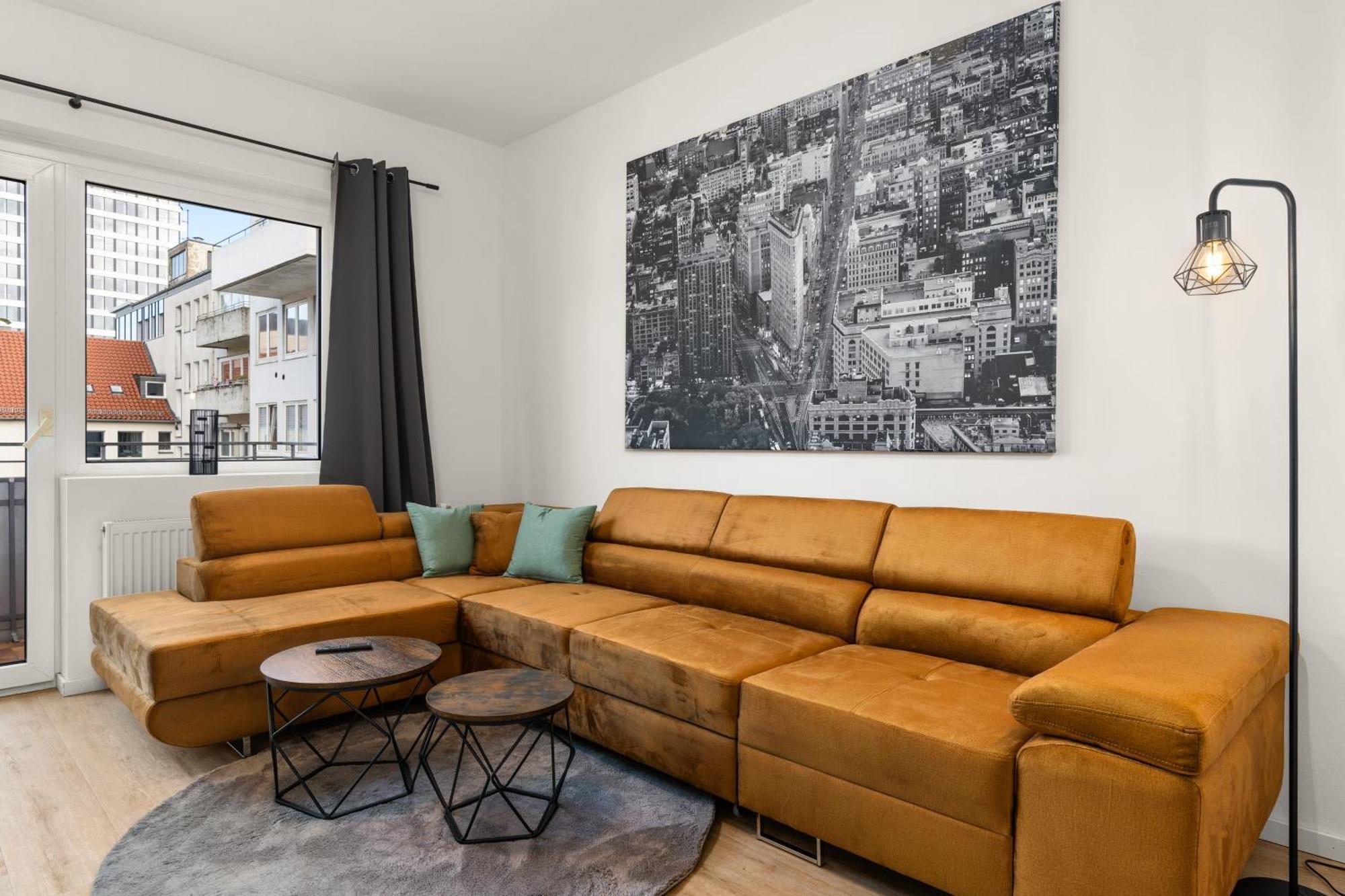 בילפלד Homely-Apartment Manhattanart, Zentral, Parkplatz, Billard,Ps4, Dart, Balkon מראה חיצוני תמונה