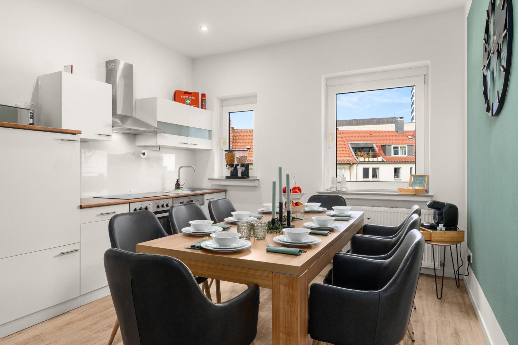 בילפלד Homely-Apartment Manhattanart, Zentral, Parkplatz, Billard,Ps4, Dart, Balkon מראה חיצוני תמונה